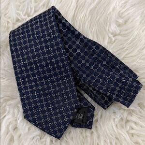 Sean John Navy and White Geometric Men's Tie